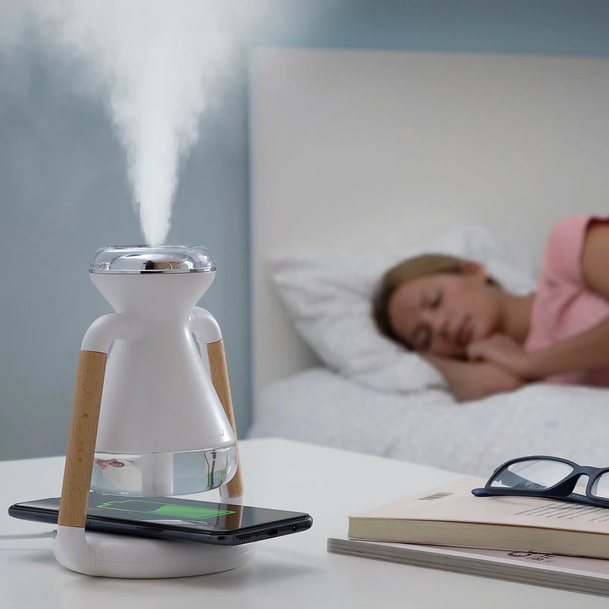 Humidificador Difusor de Aromas y Cargador Inalámbrico Aura Dock