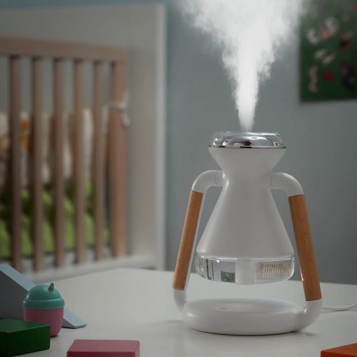 Humidificador Difusor de Aromas y Cargador Inalámbrico Aura Dock